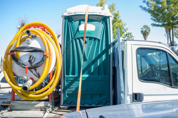 Best High-end porta potty rental  in Chatsworth, IL